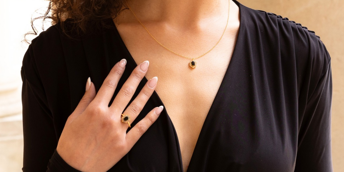 The Art of Choosing a Gold Ring: Gemstones, Styles & Finishing Touches