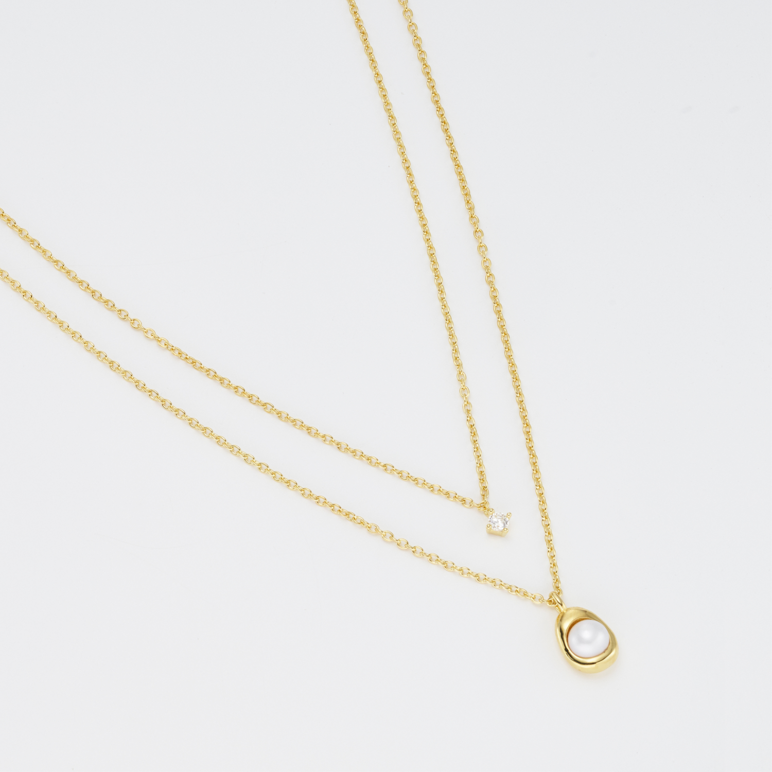 Victoria Pearl Necklace