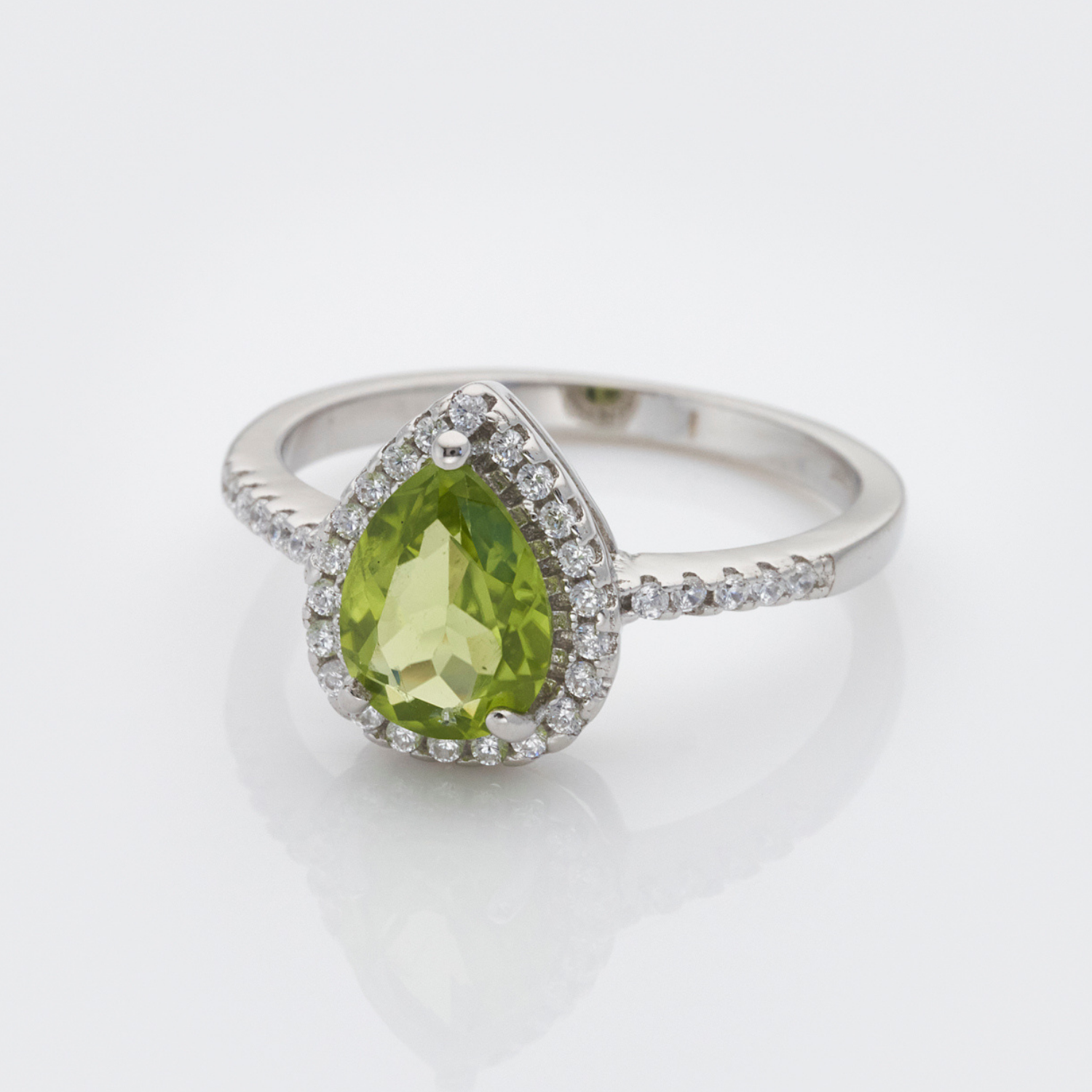 925 sterling silver pear drop peridot ring