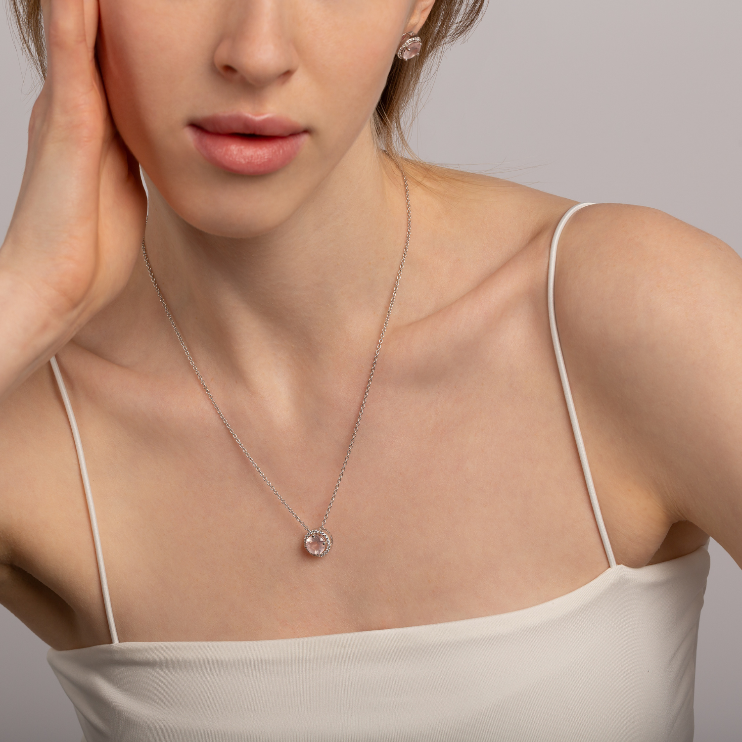 model wearing 925 sterling silver rose quartz necklace