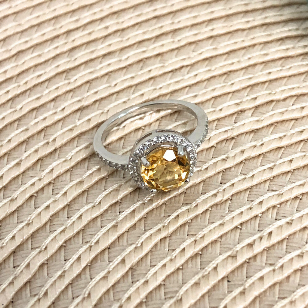 November 2025 21 birthstone