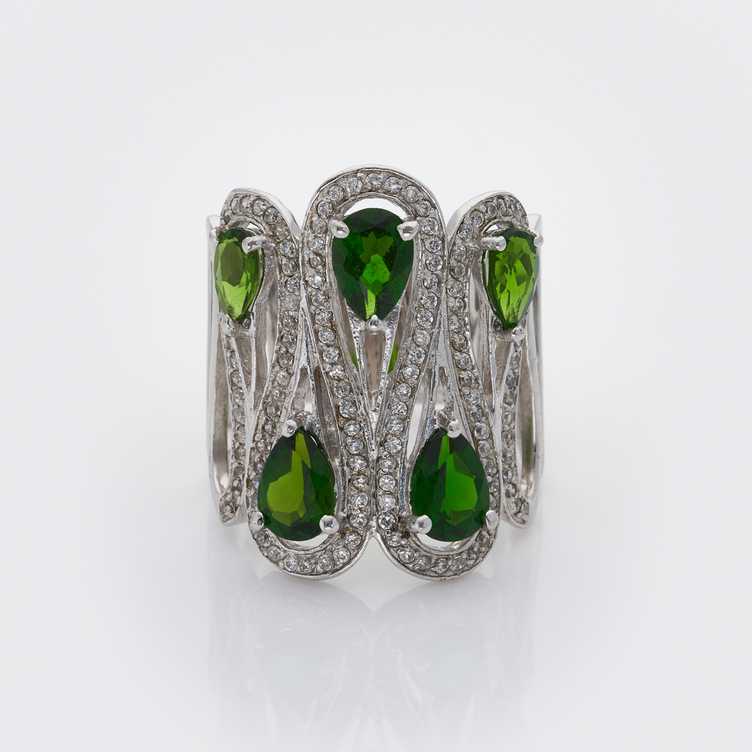 Dazzling Green Diopside Ring