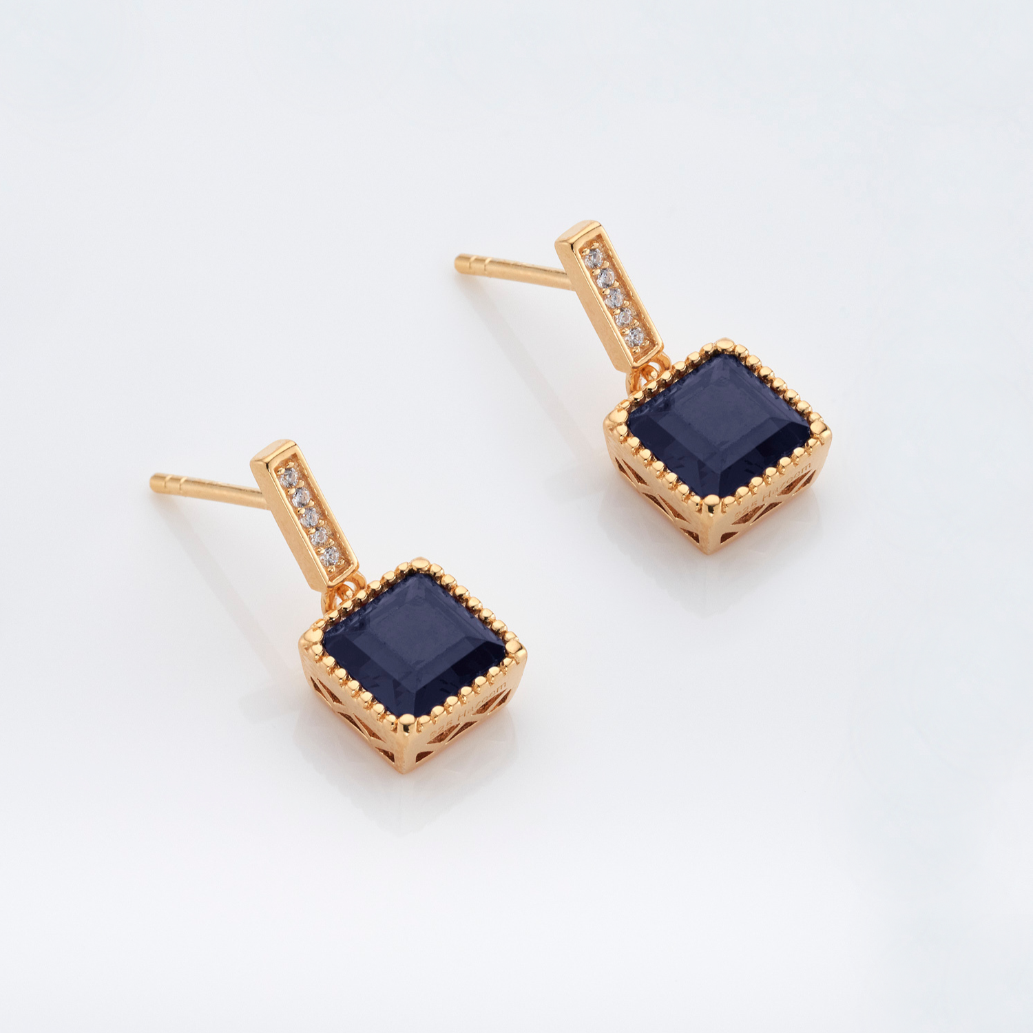 Admiral Gold Sapphire Earrings