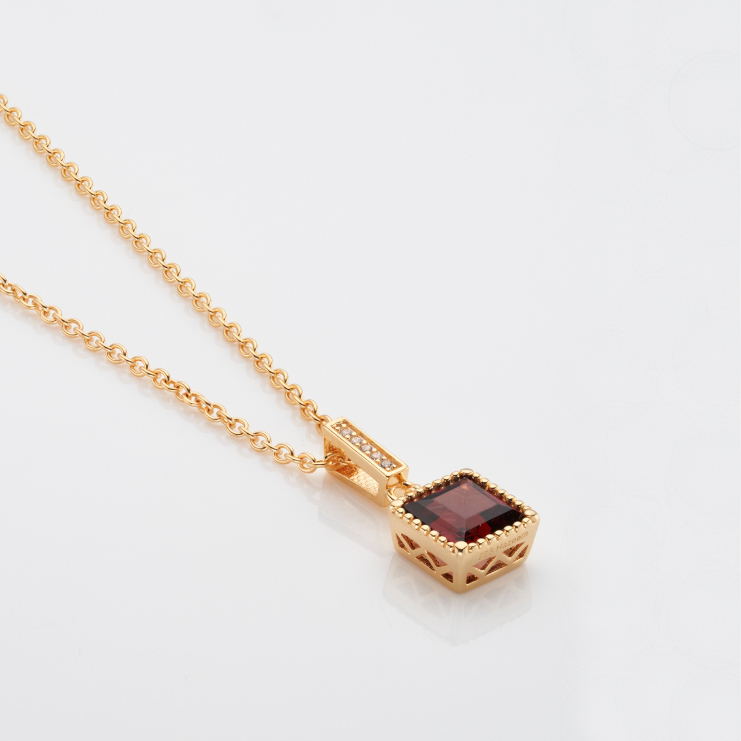 Admiral Gold Garnet Necklace