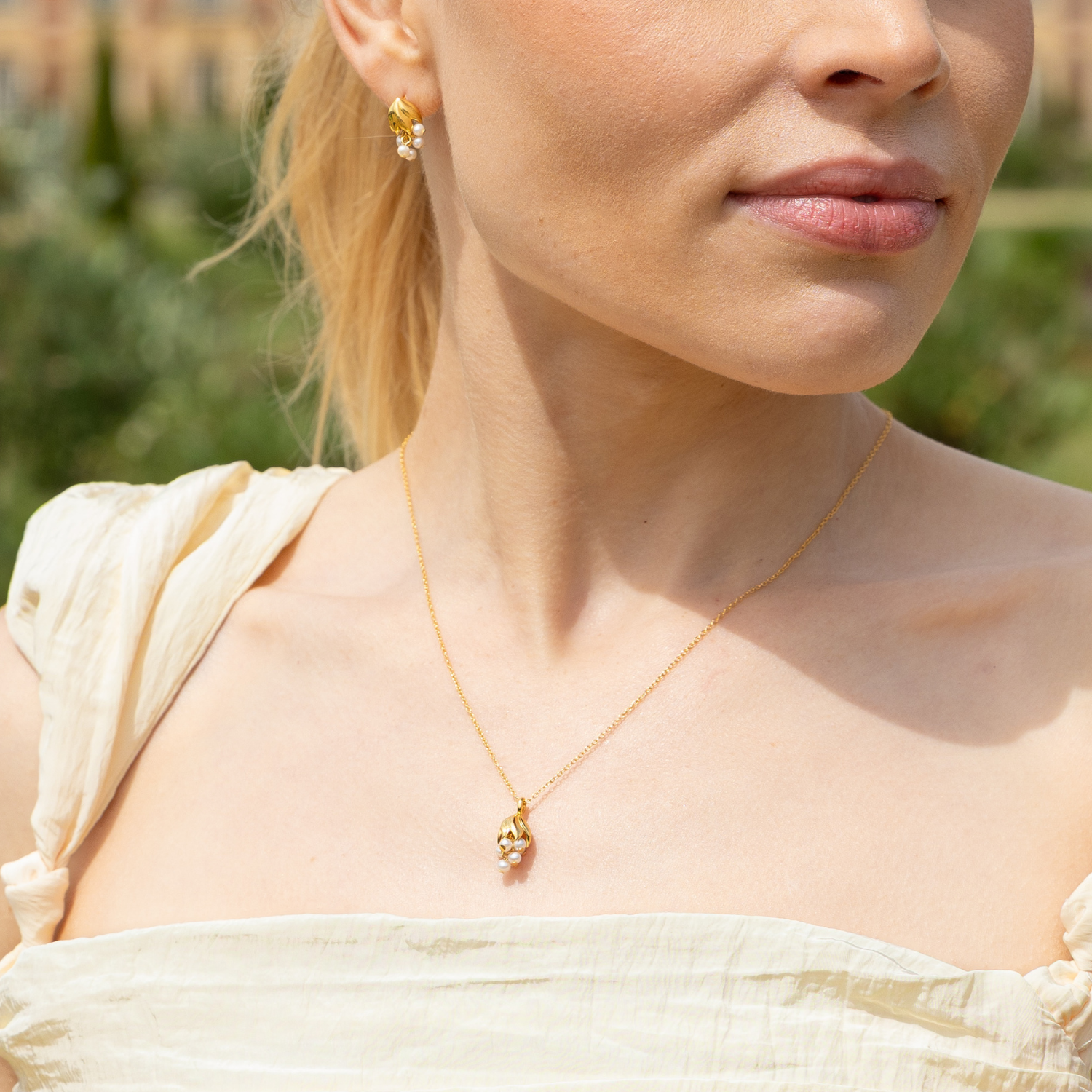 Historic Royal Palaces Jewel Gold Pearl Necklace