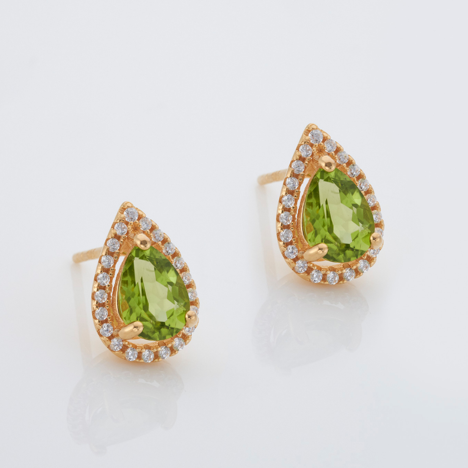18k gold 925 sterling silver pear drop peridot stud earrings