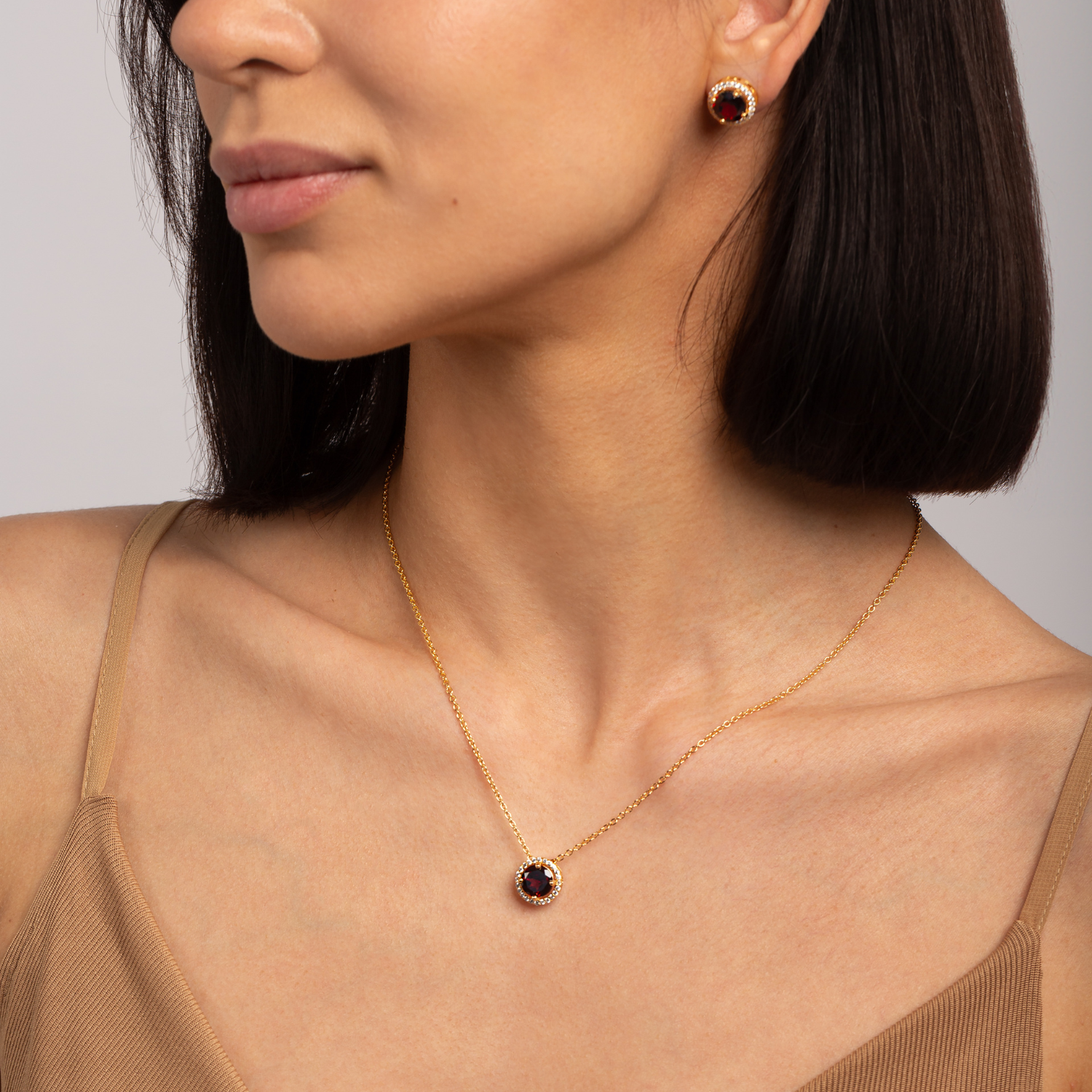 Royal Gold Garnet Necklace