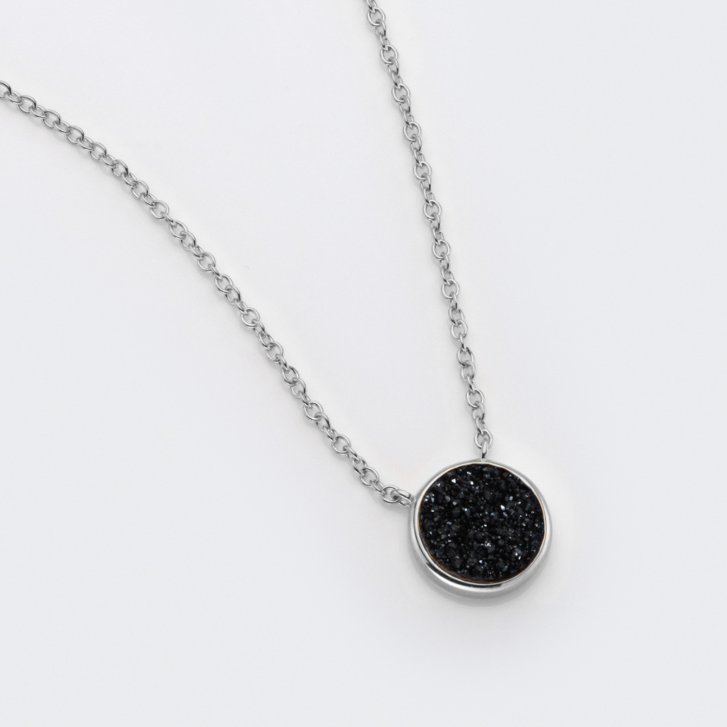 Elara Silver Black Necklace