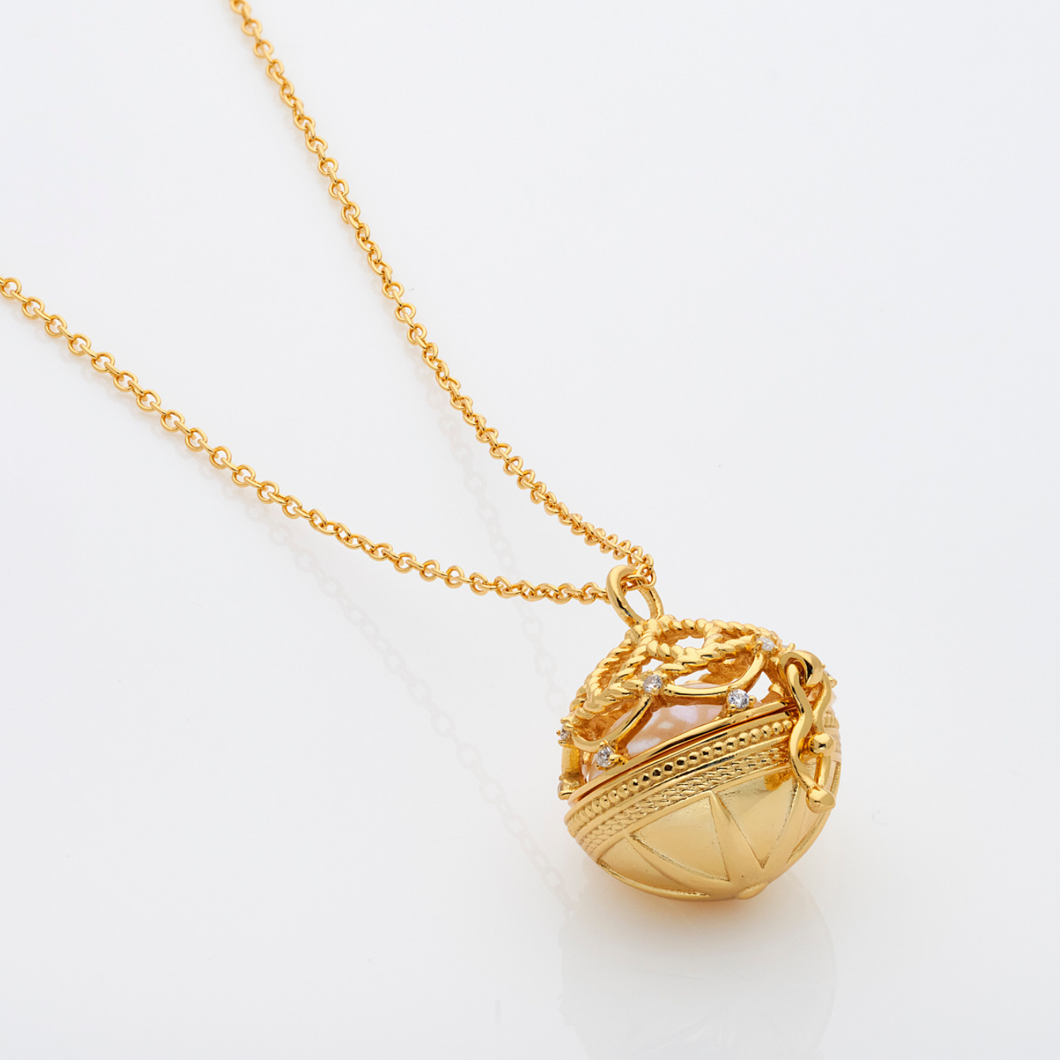 18k gold plated 925 sterling silver pearl orb necklace