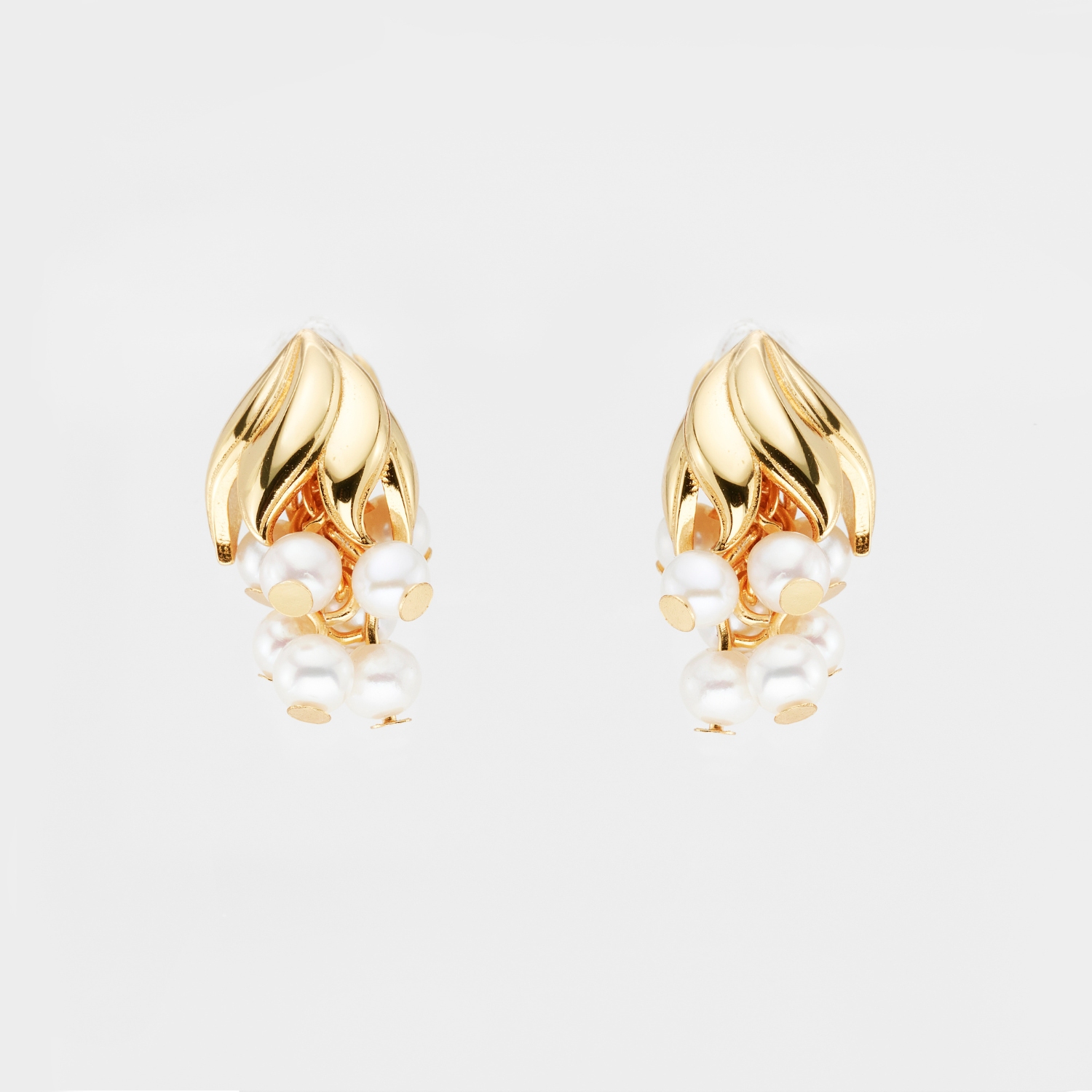 18k gold plated sterling silver pearl wisteria earrings