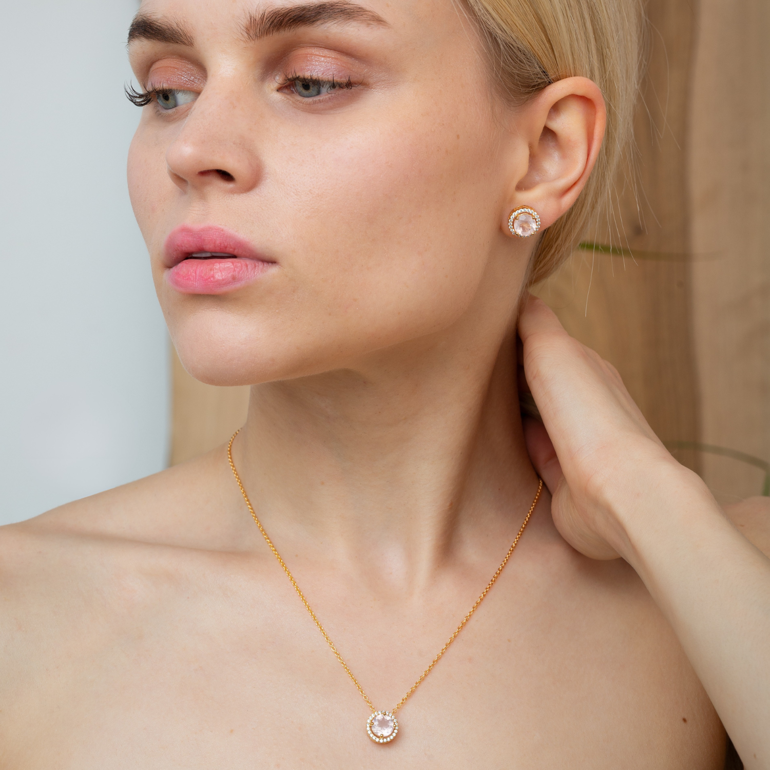 model wearing 18k gold 925 sterling silver rose quartz gemstone necklace 