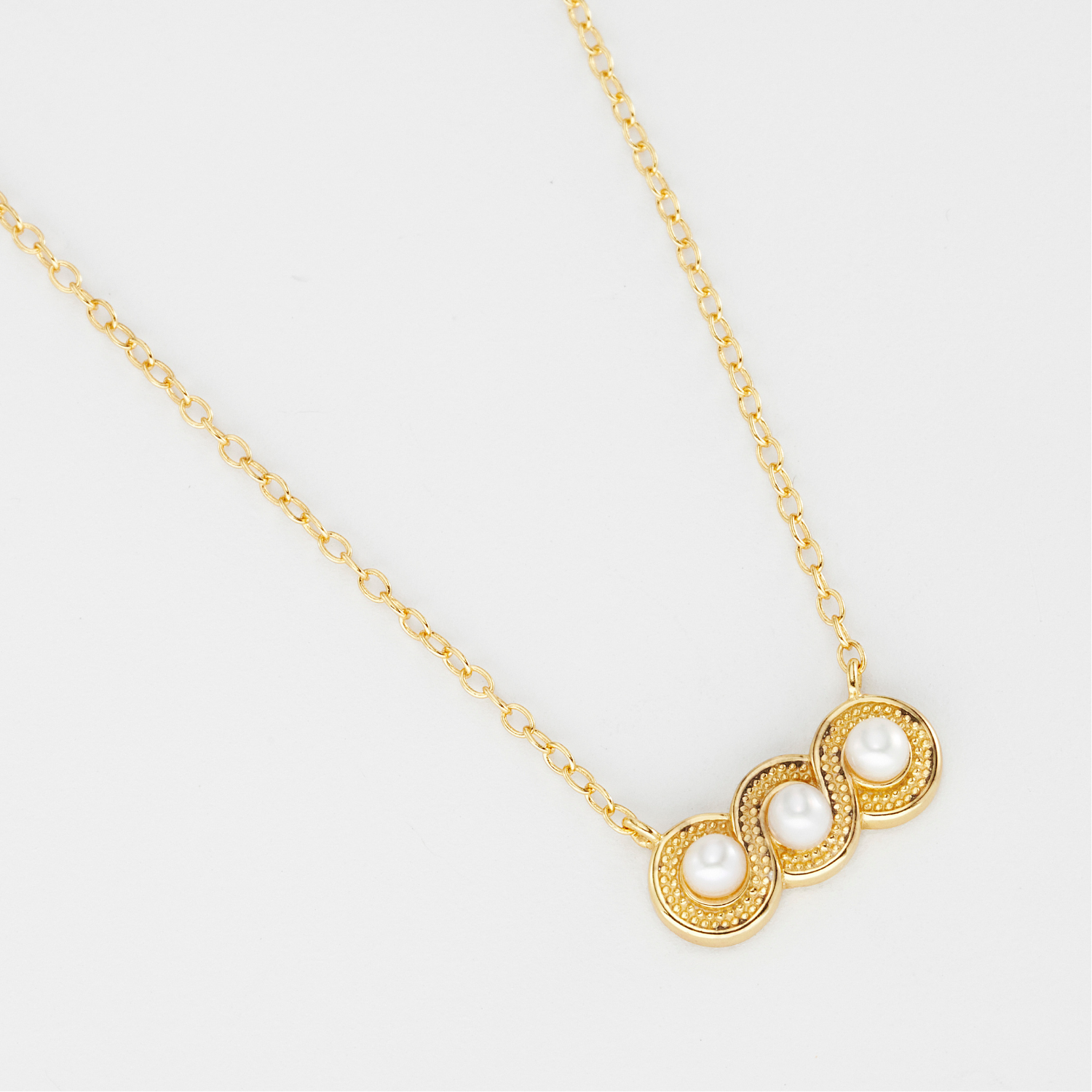 Historic Royal Palaces Jewel Pearl Necklace