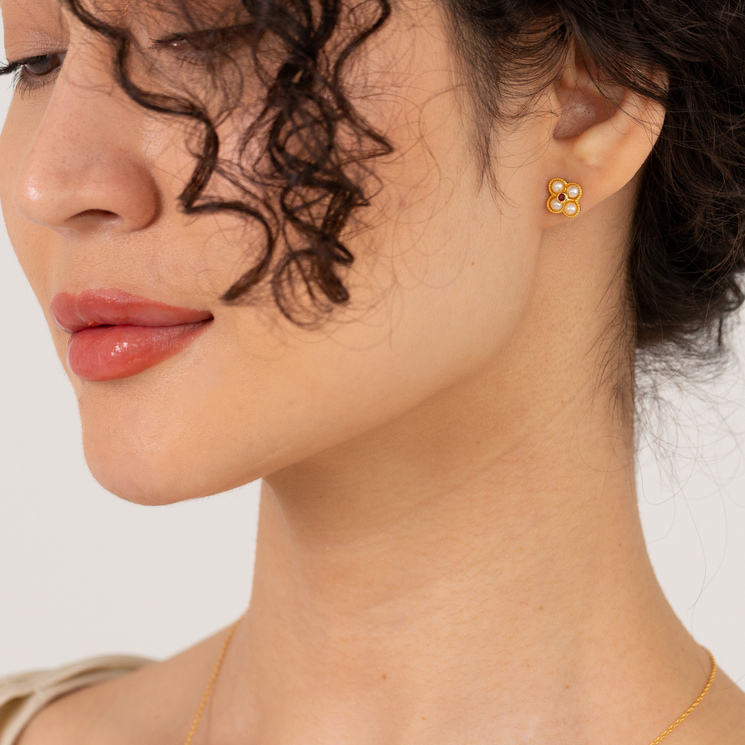 18k gold plated sterling silver pearl garnet earrings