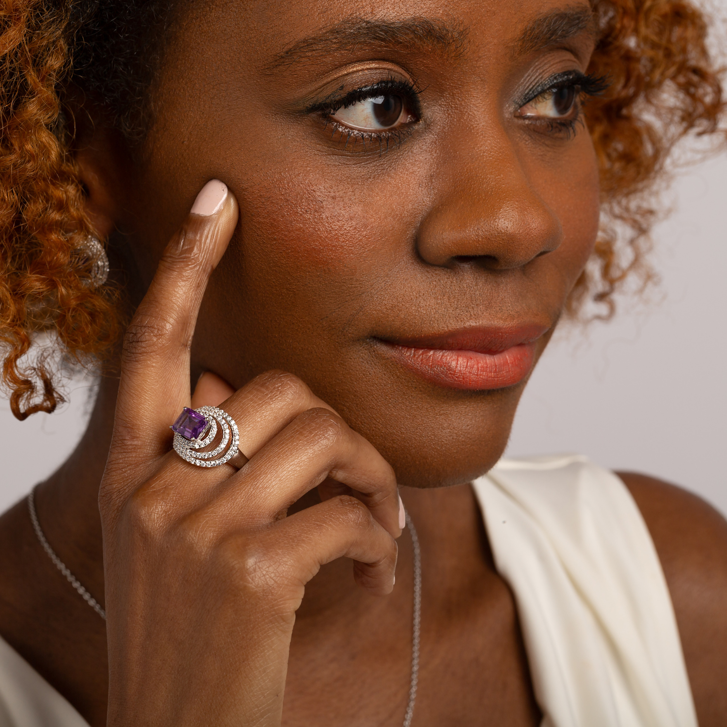 model wearing 925 sterling silver amethyst statement ring 