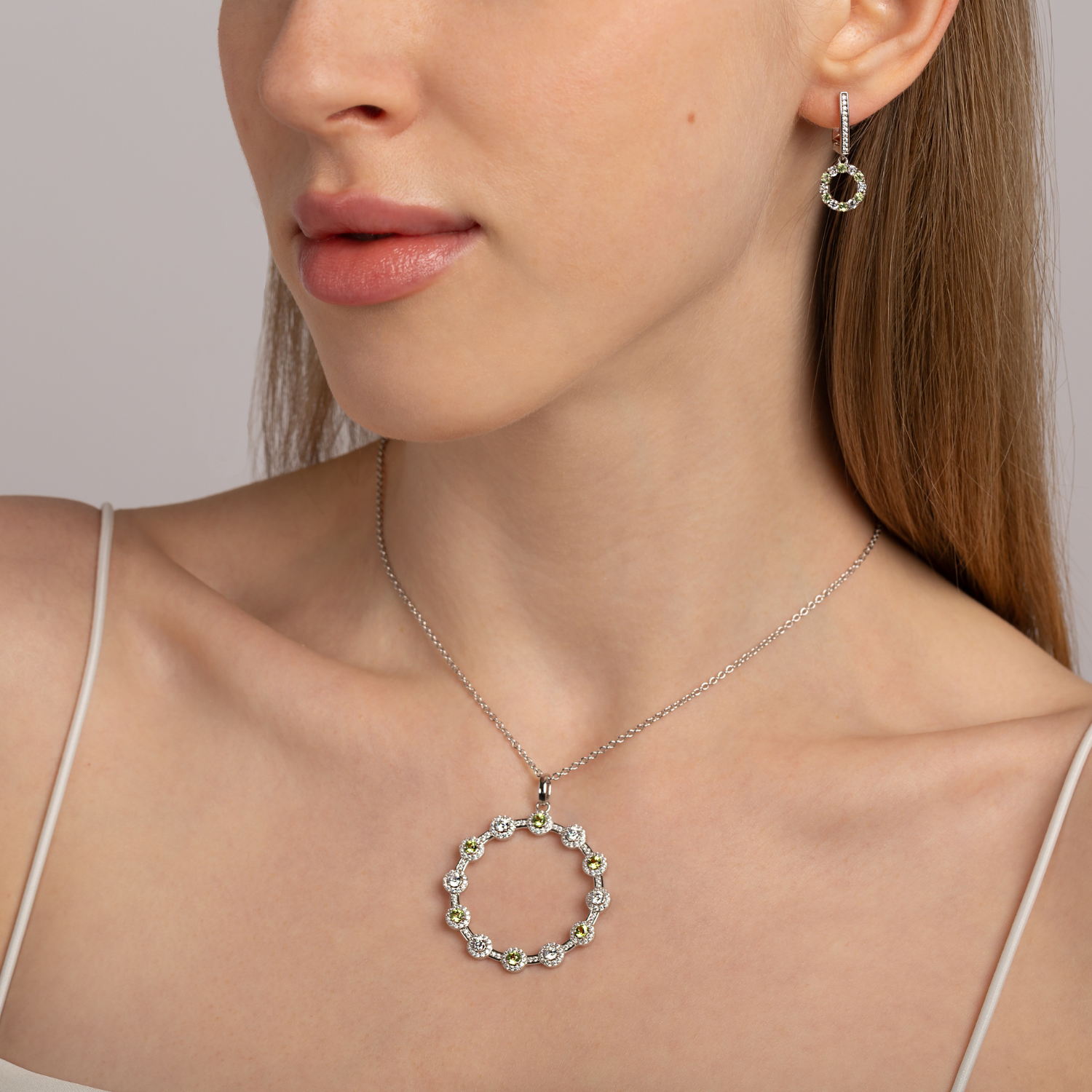 model wearing 925 sterling silver peridot necklace