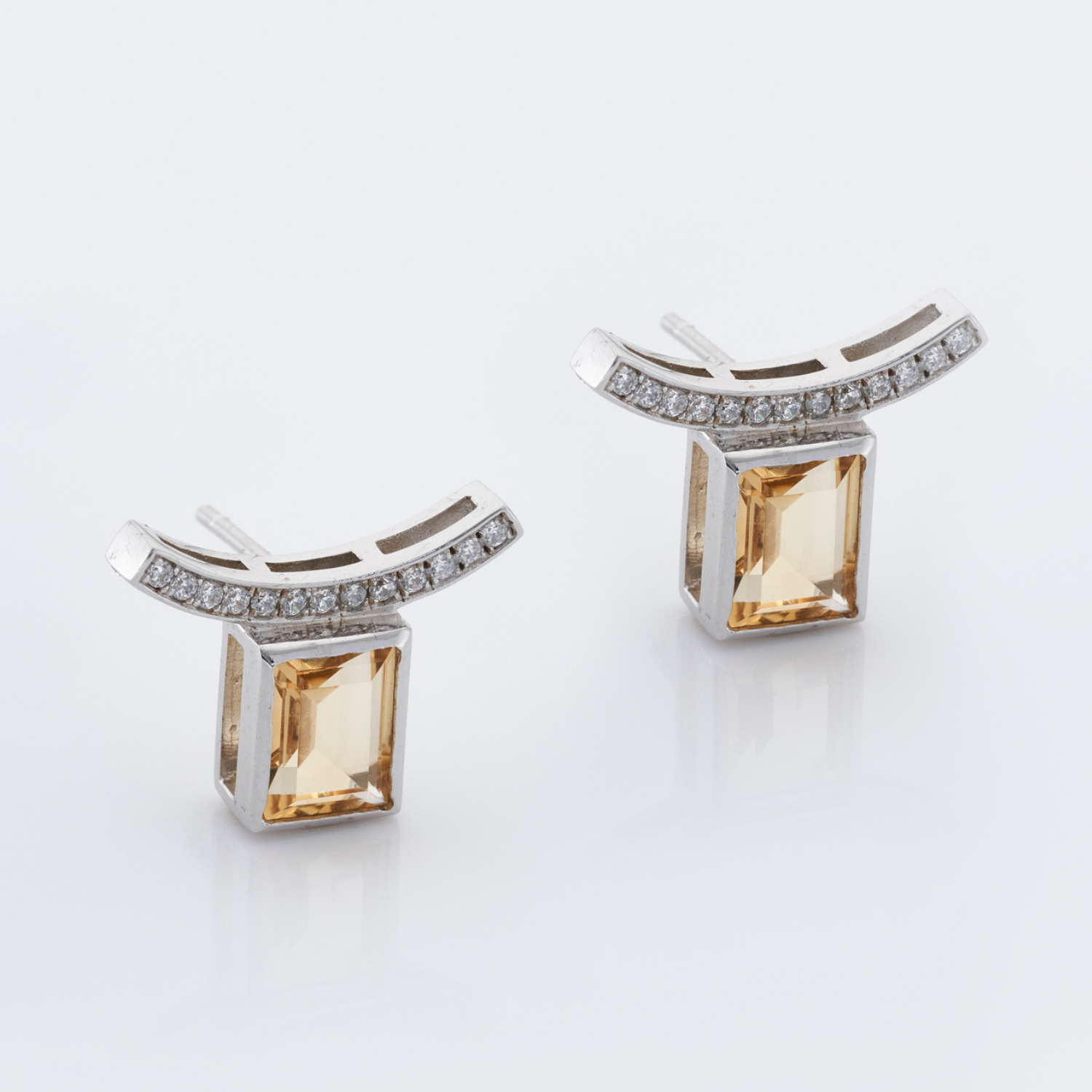925 sterling silver sakura citrine stud earrings
